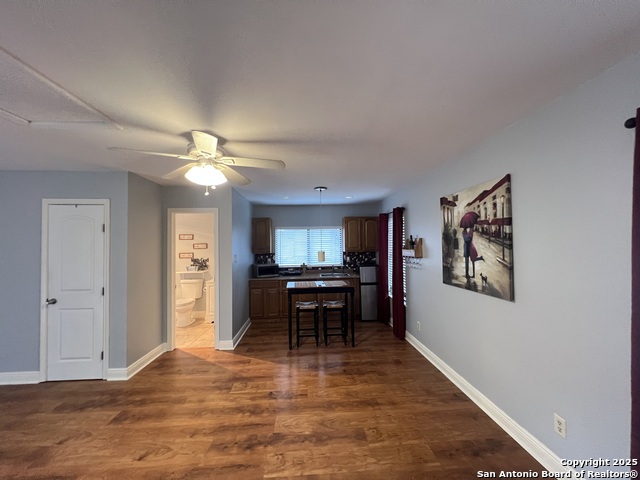 Image 4 of 16 For 16426 Hornet Creek  Garag