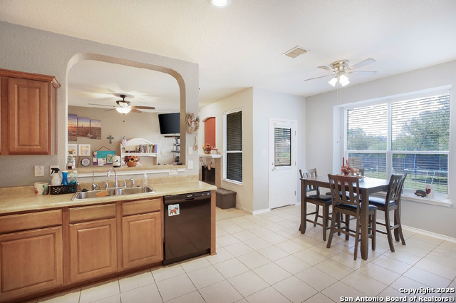 Image 10 of 27 For 14914 Laudie Fox