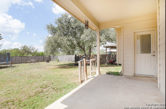 Image 23 of 27 For 14914 Laudie Fox