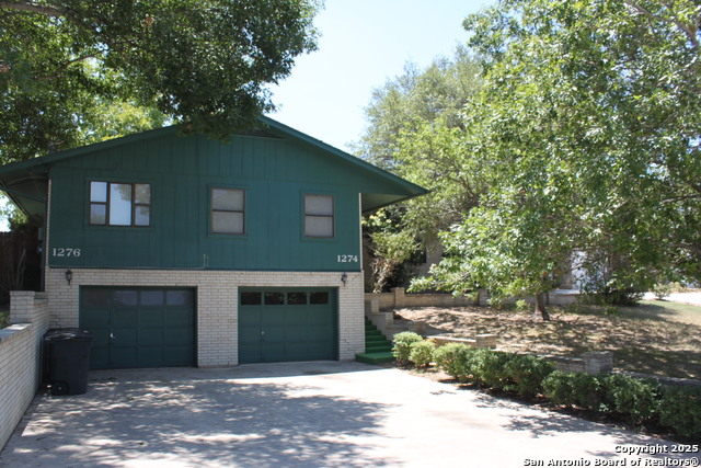 Details for 1274 Hillcrest Dr, New Braunfels, TX 78130