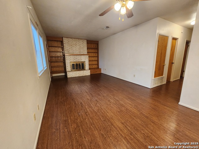 Image 7 of 20 For 1274 Hillcrest Dr