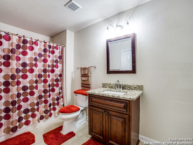 Listing photo id 20 for 212 Springtree Trail