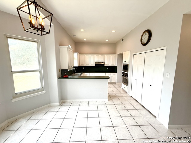 Listing photo id 10 for 12920 Vidorra Vista