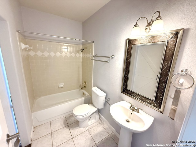 Listing photo id 2 for 12920 Vidorra Vista