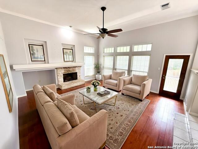 Listing photo id 3 for 12920 Vidorra Vista