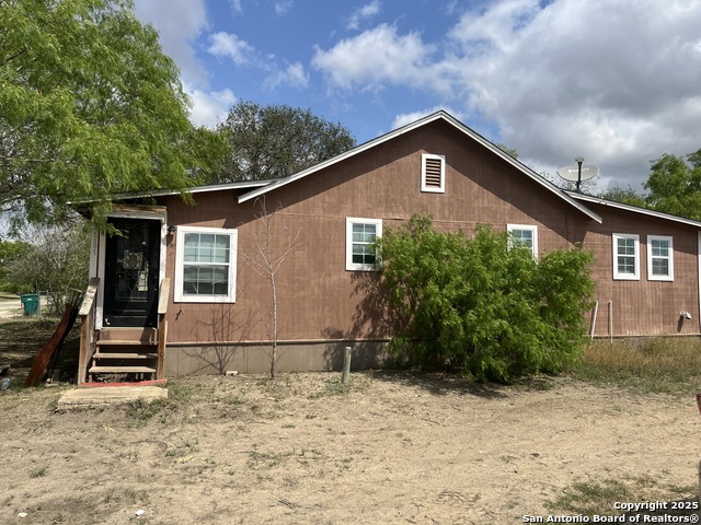 Details for 2201 Cantrell, Jourdanton, TX 78026