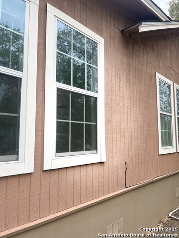 Image 3 of 6 For 2201 Cantrell