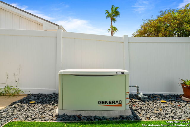 Listing photo id 17 for 14877 Cobo De Bara