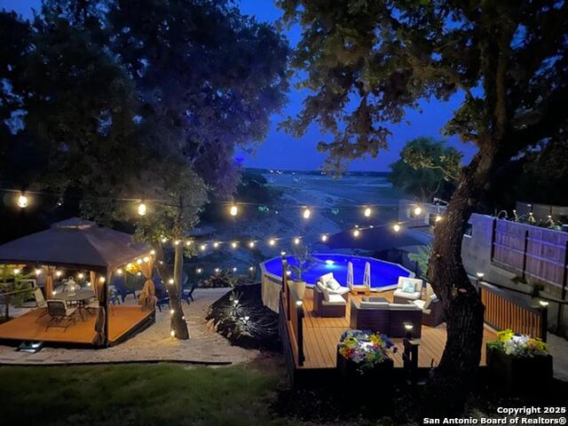 Listing photo id 19 for 151 Jones Beach Dr  2