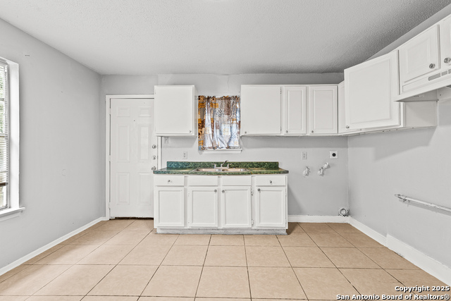 Image 6 of 12 For 9013 Garnett