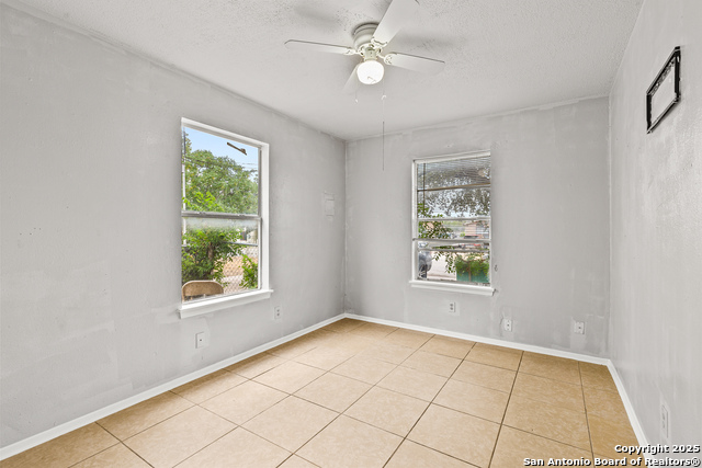 Image 9 of 12 For 9013 Garnett