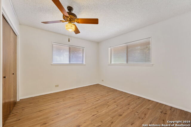 Listing photo id 21 for 6035 Sundance Lane