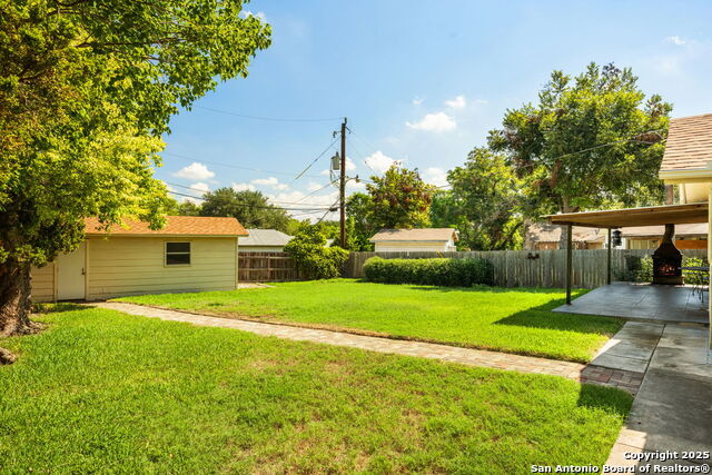 Listing photo id 25 for 6035 Sundance Lane