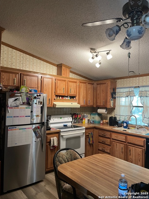 Image 12 of 41 For 235 Scenic Pass