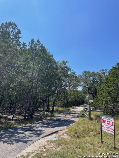 Image 16 of 41 For 235 Scenic Pass