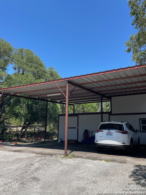 Image 18 of 41 For 235 Scenic Pass