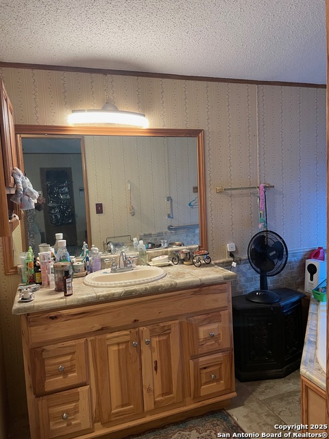 Image 20 of 41 For 235 Scenic Pass