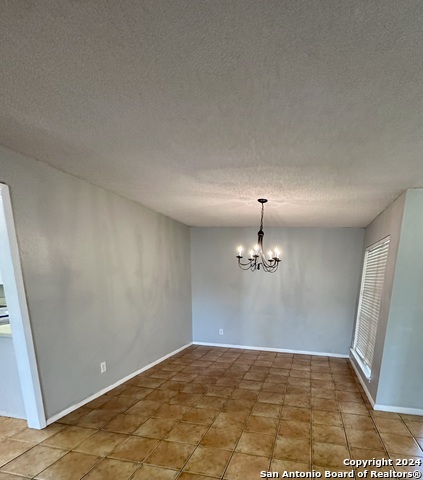 Image 4 of 11 For 14202 Susancrest