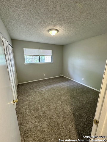 Image 9 of 11 For 14202 Susancrest