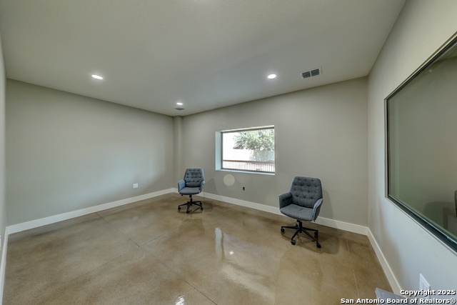 Image 10 of 58 For 262 Kings Ranch Rd.