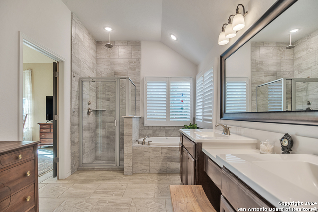 Listing photo id 18 for 3051 Blenheim