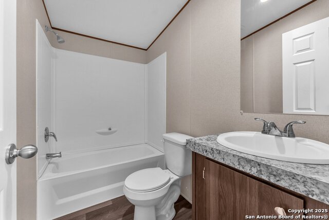 Image 9 of 12 For 5709 County Road 422