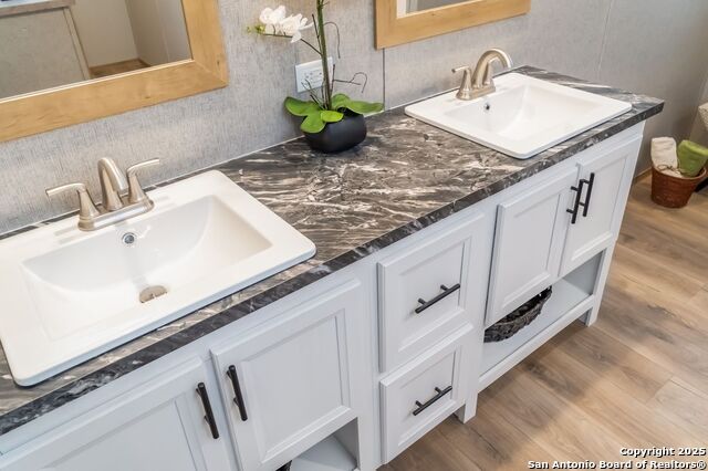 Listing photo id 11 for 2284 Stevens Rd