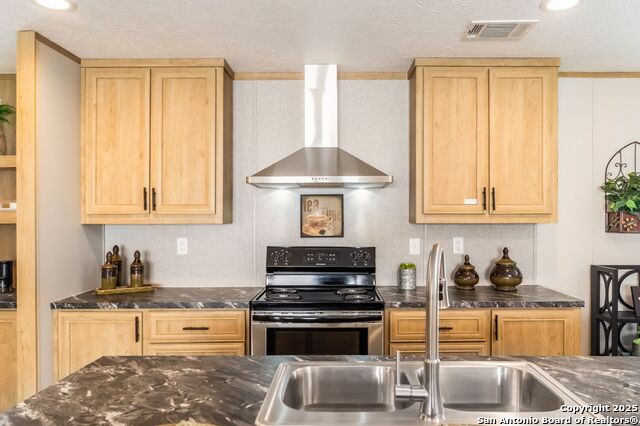 Listing photo id 1 for 2284 Stevens Rd