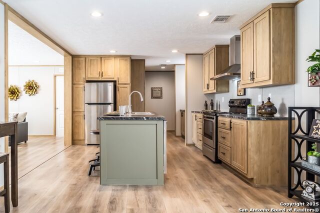 Listing photo id 2 for 2284 Stevens Rd