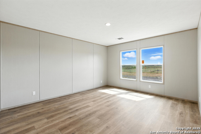 Image 16 of 24 For 2553 Fm 1332