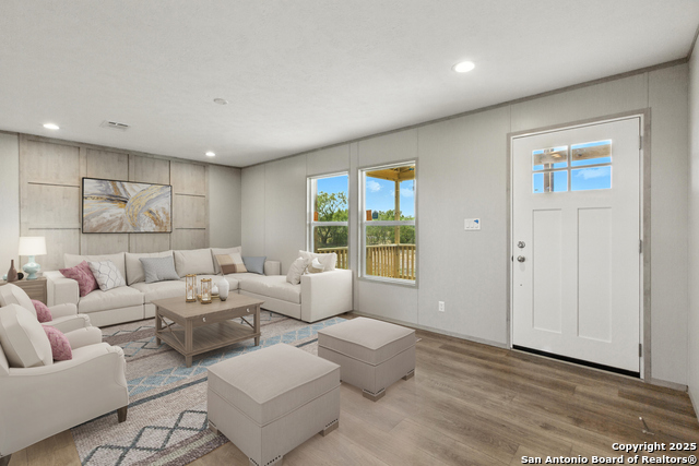 Image 4 of 24 For 2553 Fm 1332