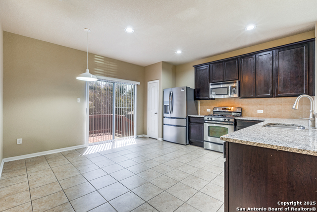 Image 10 of 25 For 10310 Quayle Mist