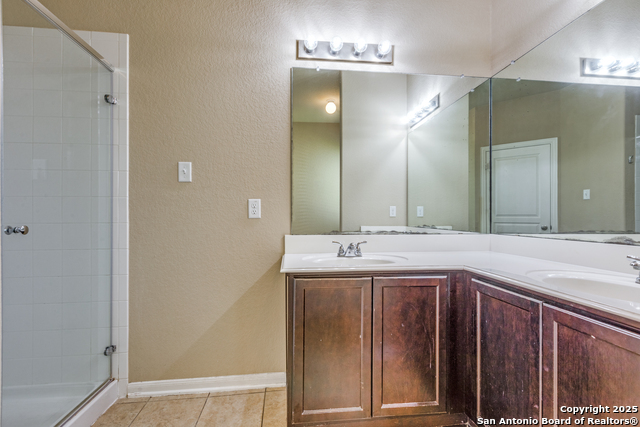 Image 19 of 25 For 10310 Quayle Mist