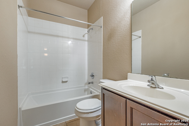 Image 23 of 25 For 10310 Quayle Mist