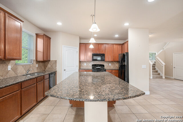 Listing photo id 12 for 7938 Cenote