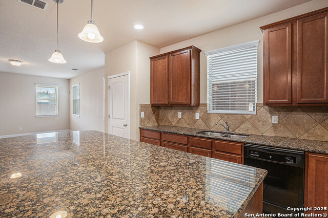 Listing photo id 15 for 7938 Cenote