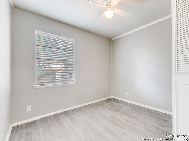 Image 22 of 36 For 5830 Castle Yard