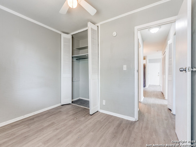 Image 23 of 36 For 5830 Castle Yard