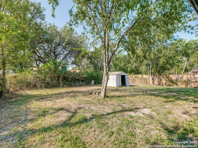 Image 35 of 36 For 5830 Castle Yard