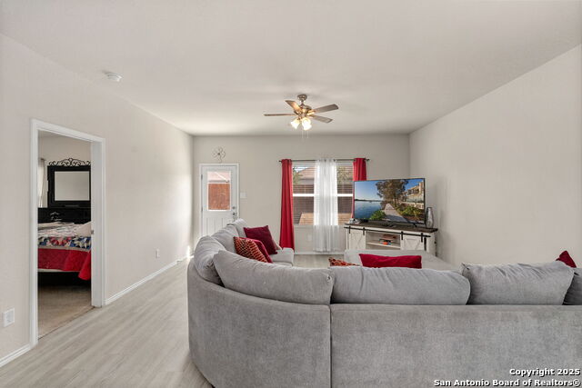 Image 13 of 31 For 10522 Ocean Oak