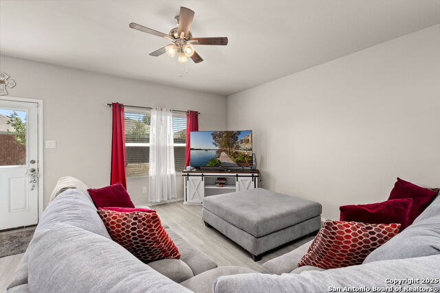 Image 14 of 31 For 10522 Ocean Oak