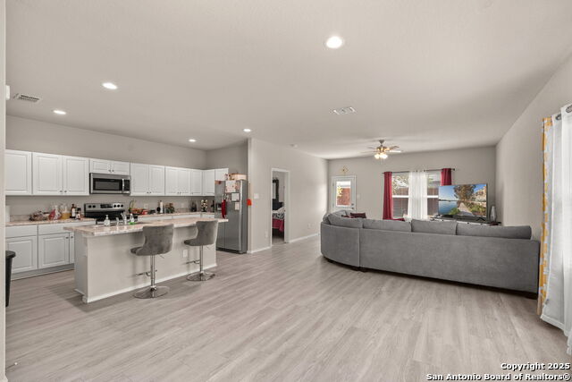 Image 8 of 31 For 10522 Ocean Oak