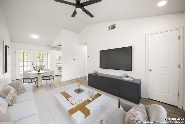 Image 4 of 17 For 9140 Timber Path 3101