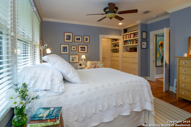 Image 6 of 8 For 114 W Huisache Ave