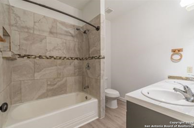 Details for 2407 New Braunfels S, San Antonio, TX 78210