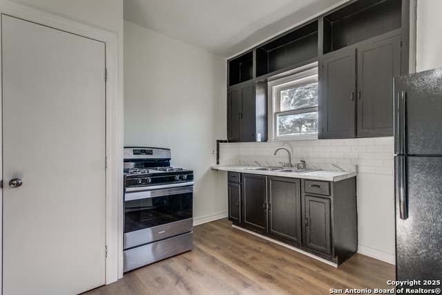 Image 13 of 30 For 2407 New Braunfels S