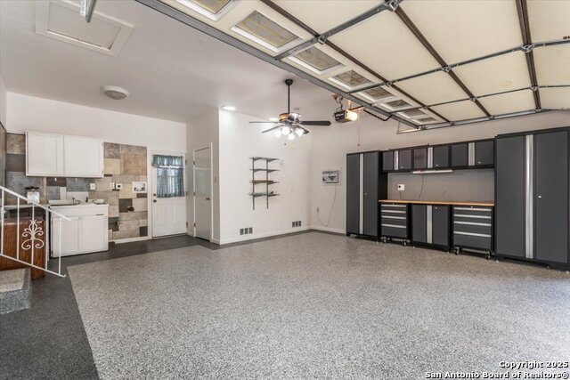 Listing photo id 20 for 9207 Whitehall