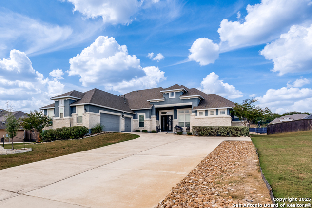 Listing photo id 0 for 8207 Garden Arbor