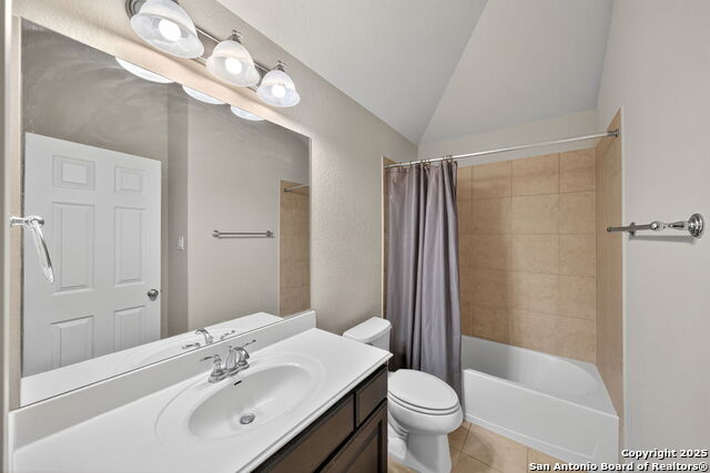 Image 21 of 40 For 8250 Cruiseship Bay 702