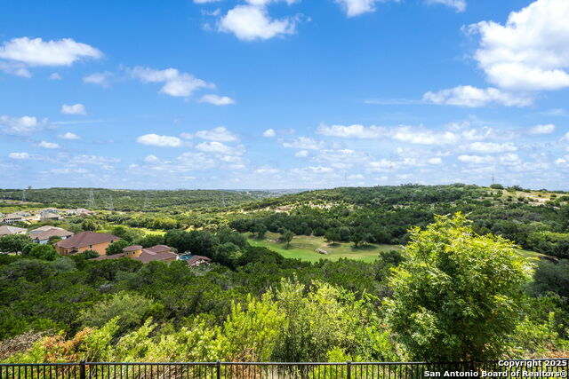 Image 25 of 40 For 8250 Cruiseship Bay 702